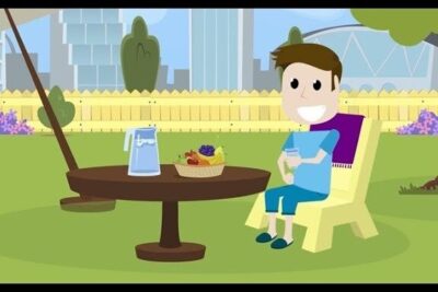 Qué hábitos debemos tener para una vida saludable: Persona disfrutando al aire libre